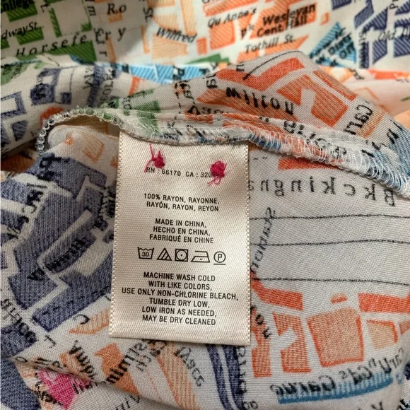 Maeve Anthropologie London Map Button-down Shirt with pockets, size 8/M - Picture 6 of 8